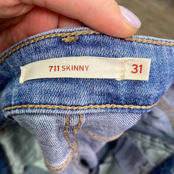 Levi’s Skinny Jean - Picture 3 of 3